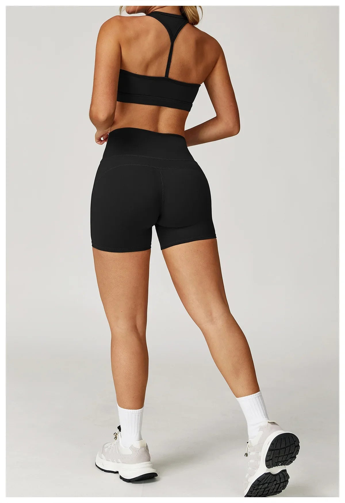 Form Short – Seamless Contour Fit