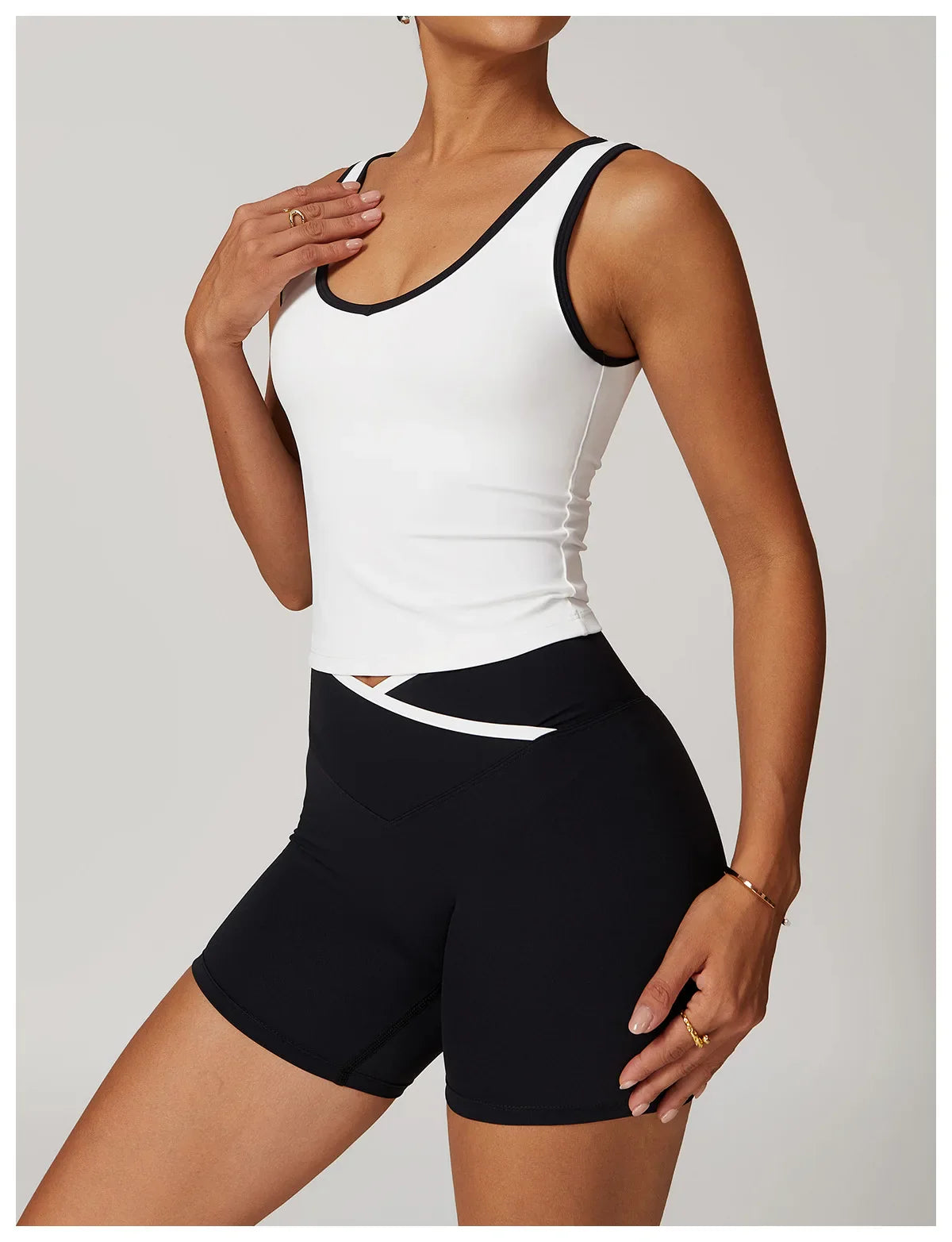 Active Line – Contrast Trim Tank