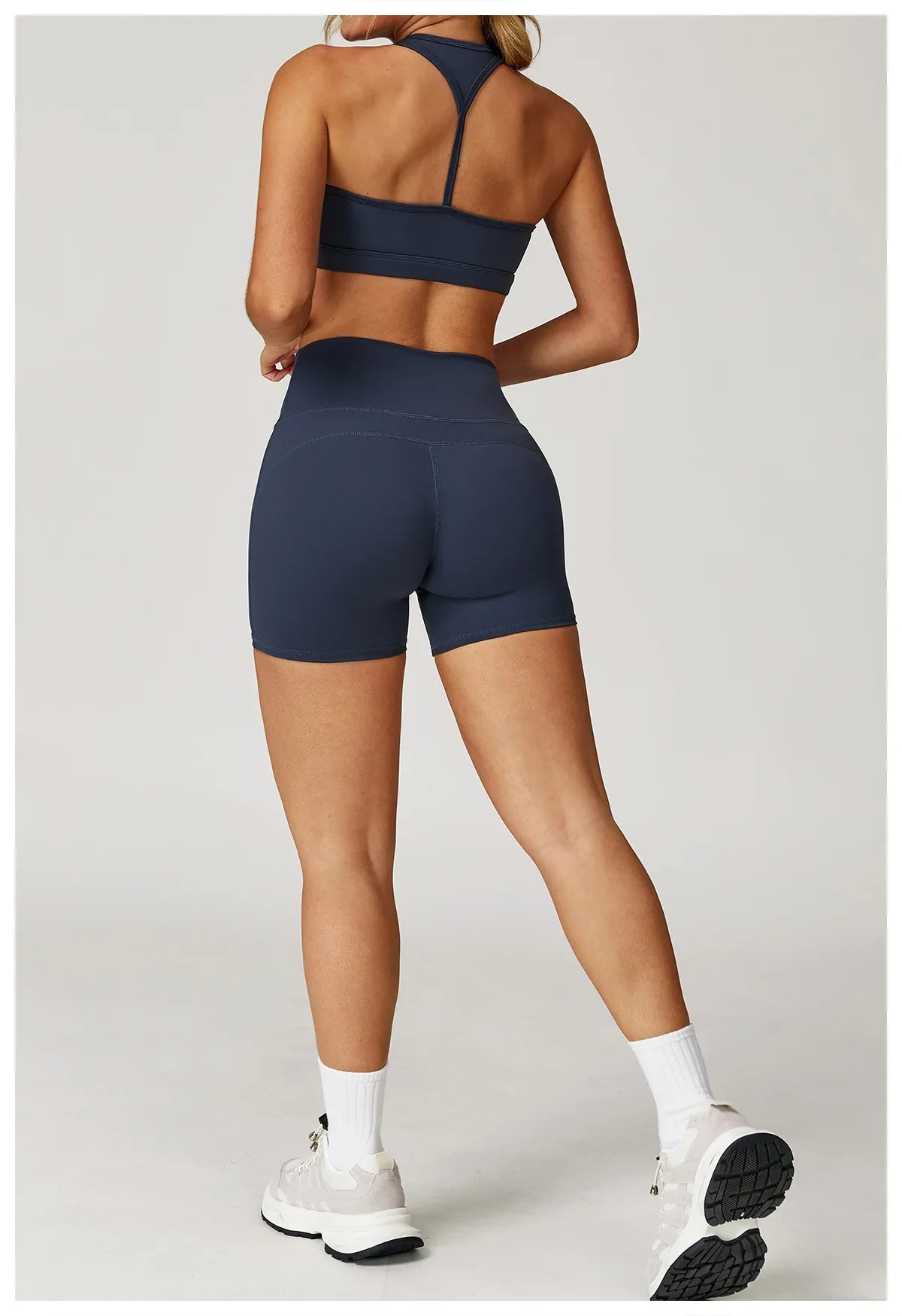 Form Short – Seamless Contour Fit