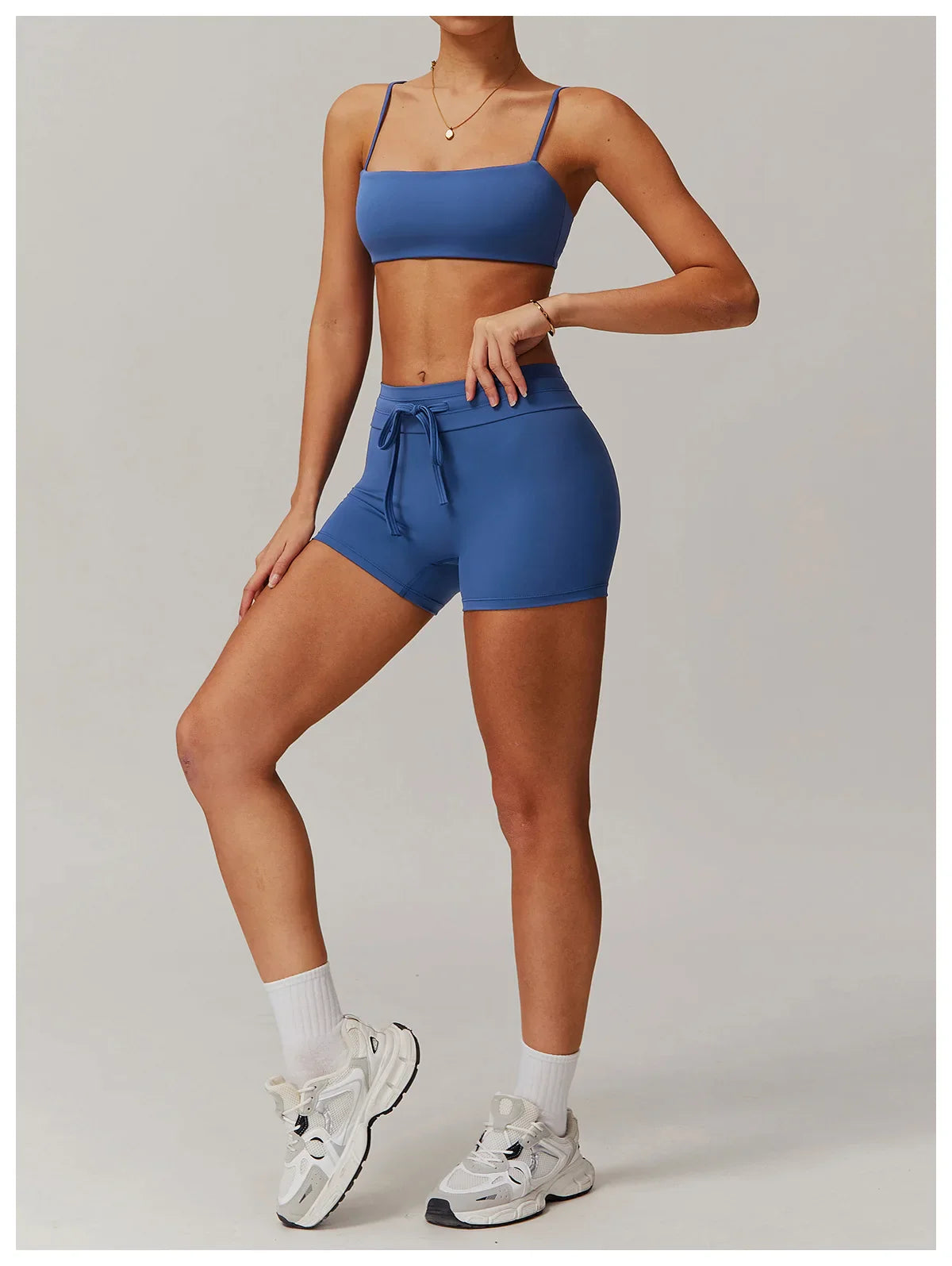 Ease Core Short – Bandeau Bra & Biker Set