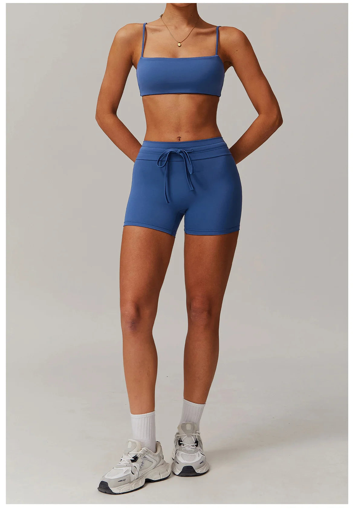 Ease Core Short – Bandeau Bra & Biker Set