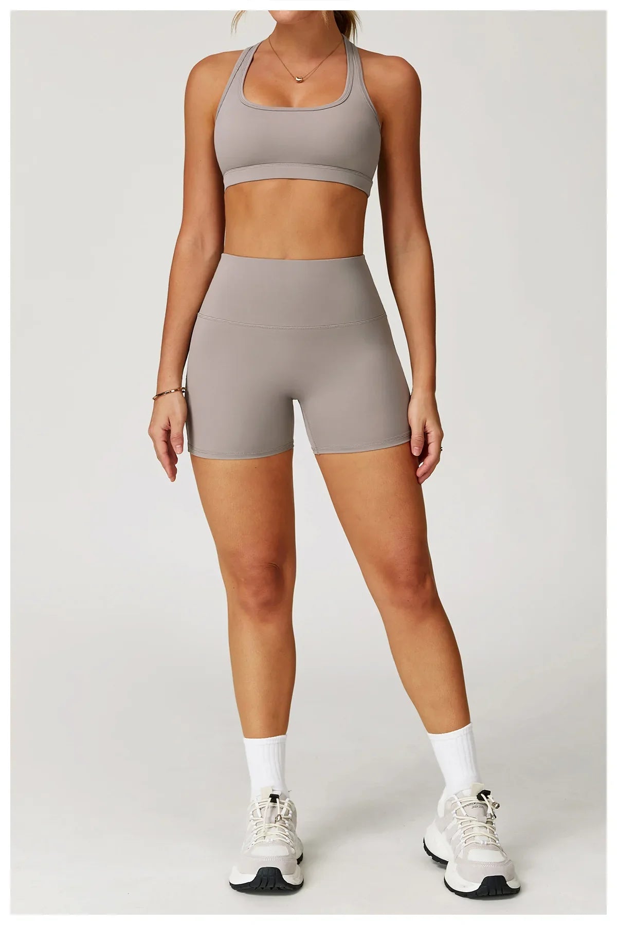 Form Short – Seamless Contour Fit