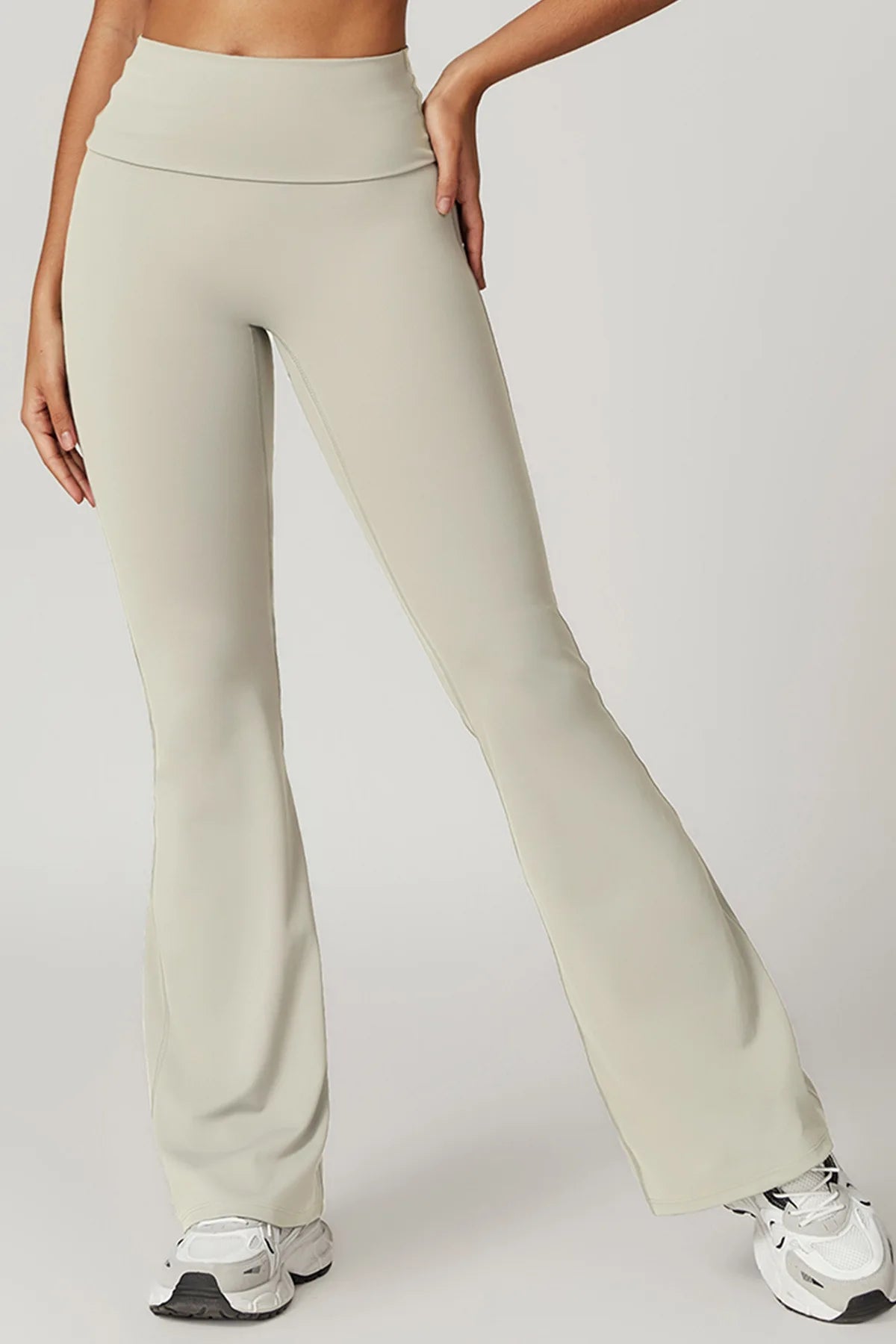 Aura Flare – Sculpting Flare Leggings