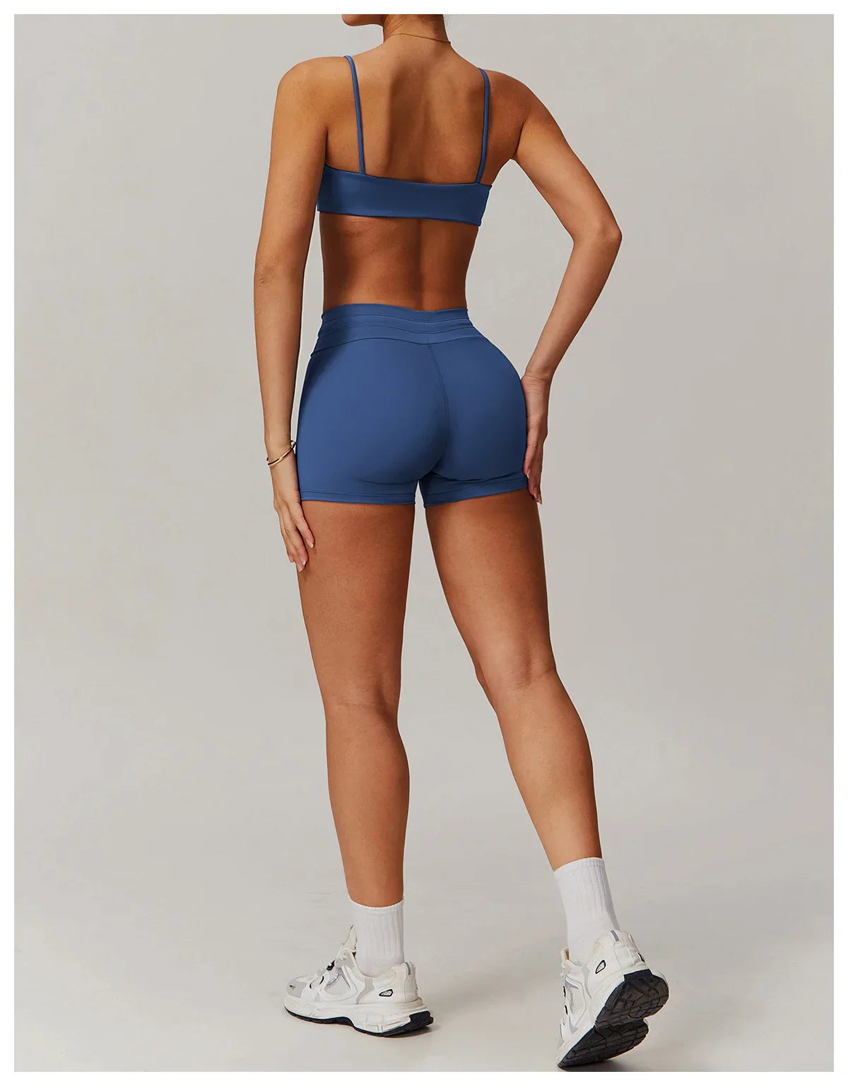 Ease Core Short – Bandeau Bra & Biker Set