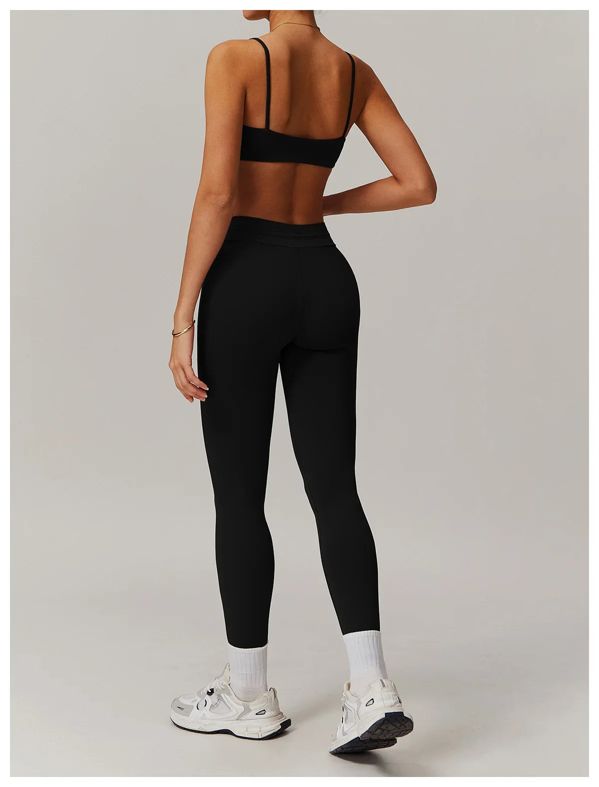 Ease Core – Bandeau Bra & Legging Set
